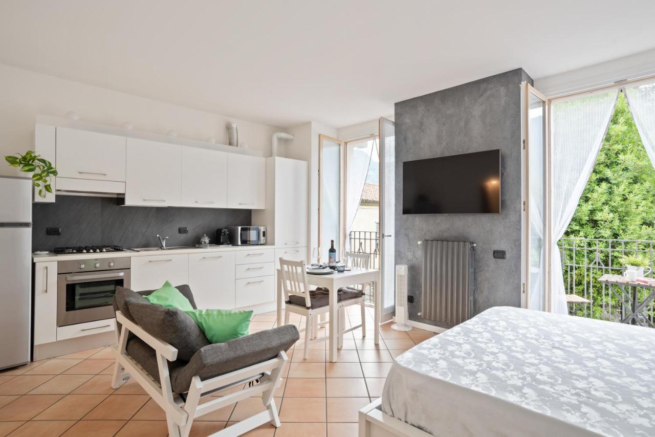 Lake Como Studio With Balcony And Private Parking Ossuccio Eksteriør billede